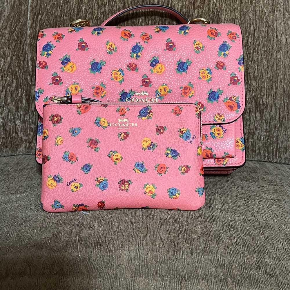 Coach purse and wallet